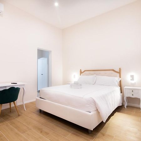 Hotel Charme & Chic Nazionale à Rome Extérieur photo