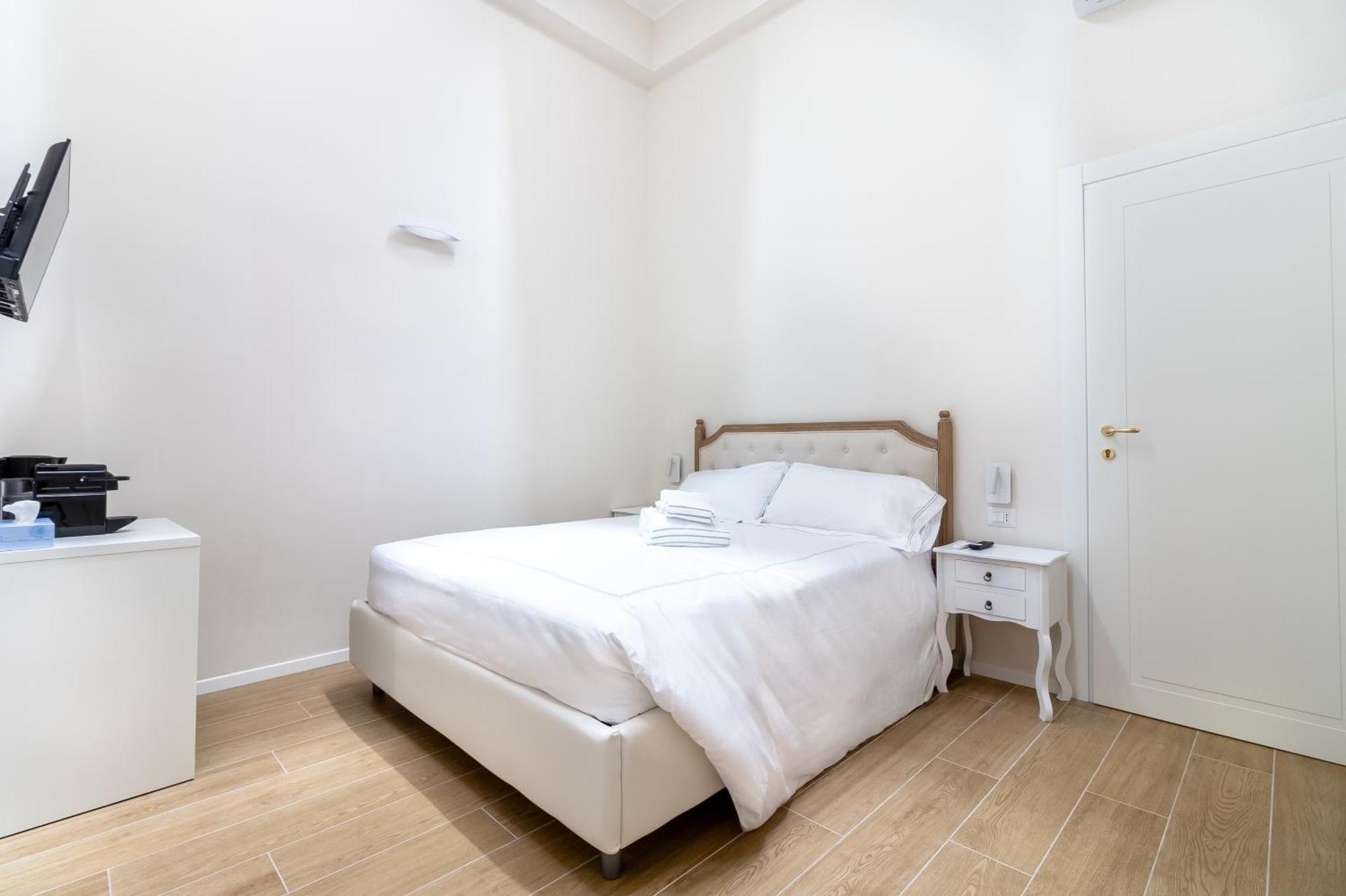Hotel Charme & Chic Nazionale à Rome Extérieur photo